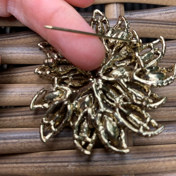 Stunning Vintage 60s or 70s Brooch - Picture 4 of 4